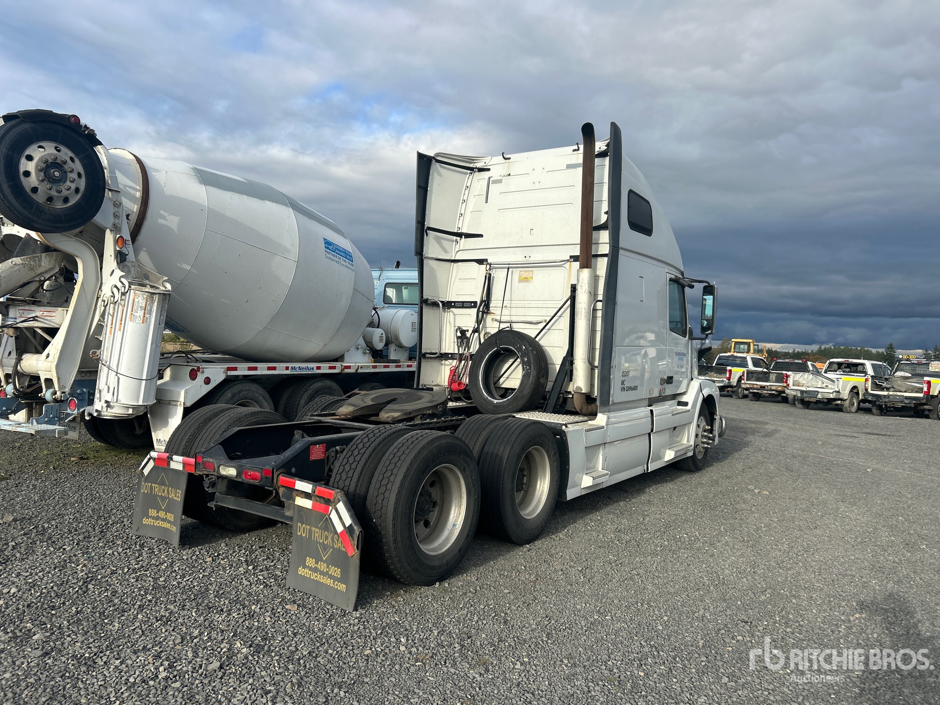 2016 Volvo VNL