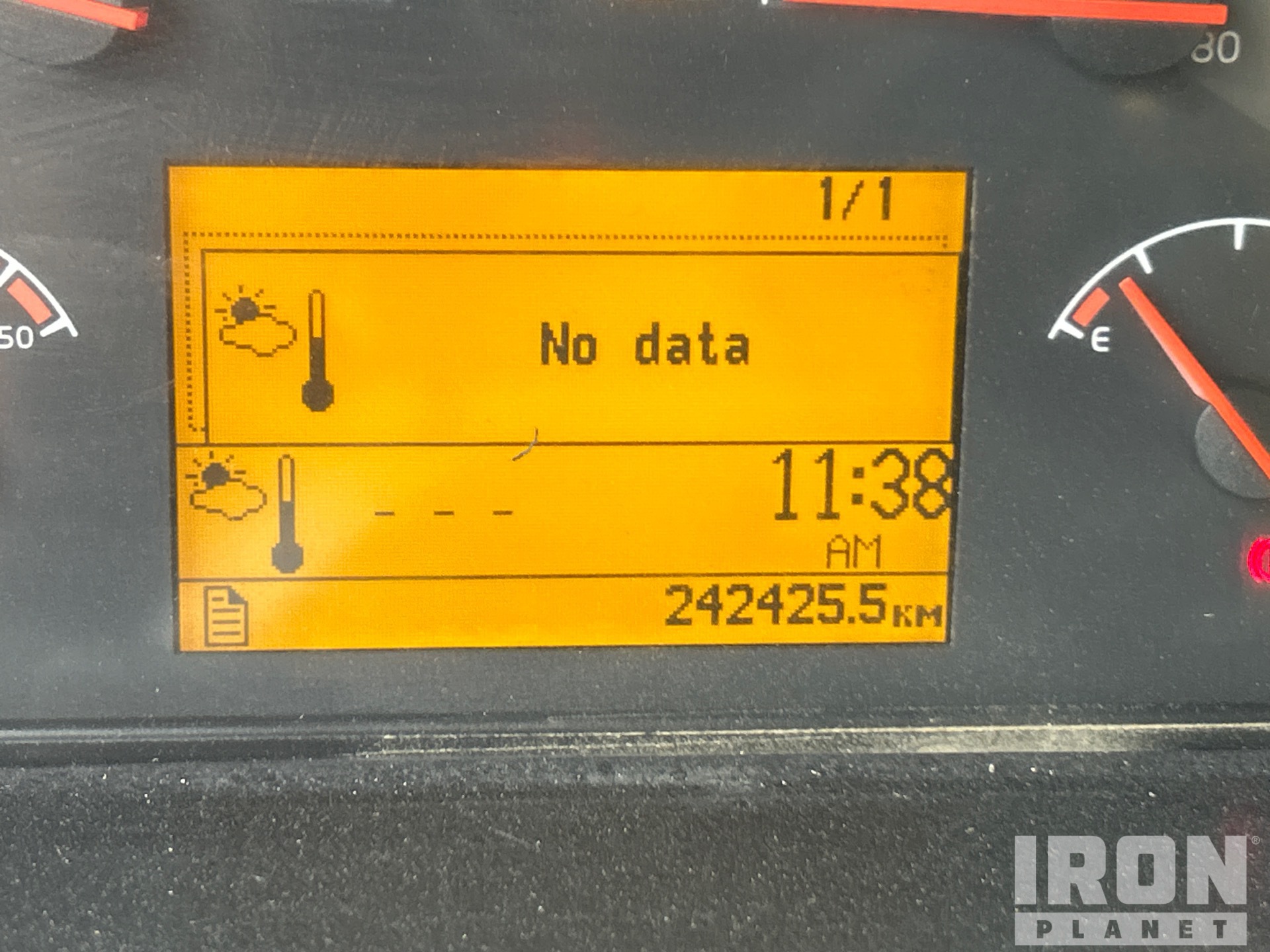 2005 Volvo VHD
