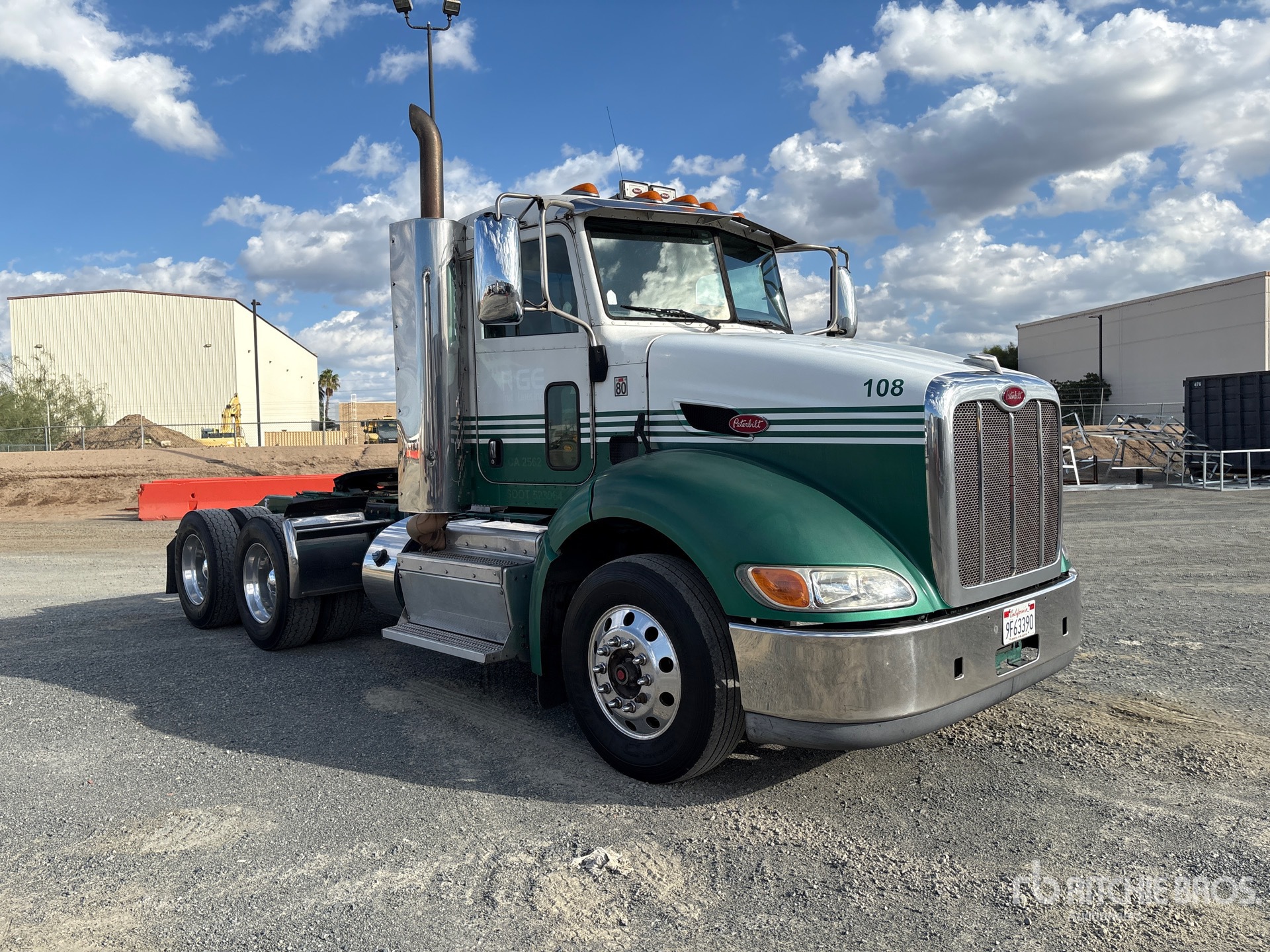 2013 Peterbilt 384