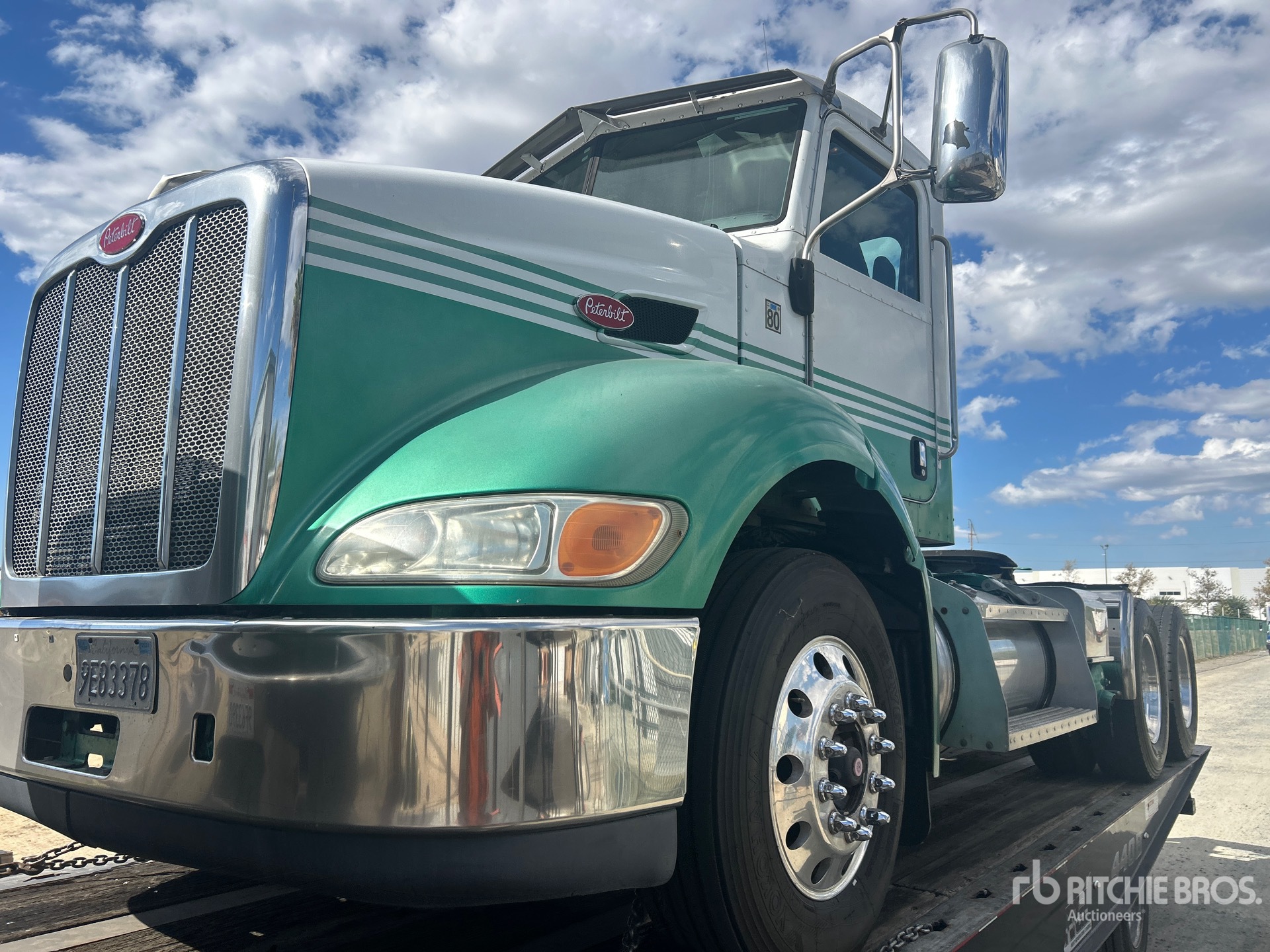 2013 Peterbilt 384