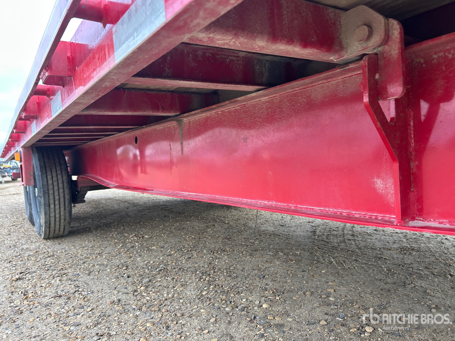 2026 Road Clipper 9900 lb 24 ft T/A