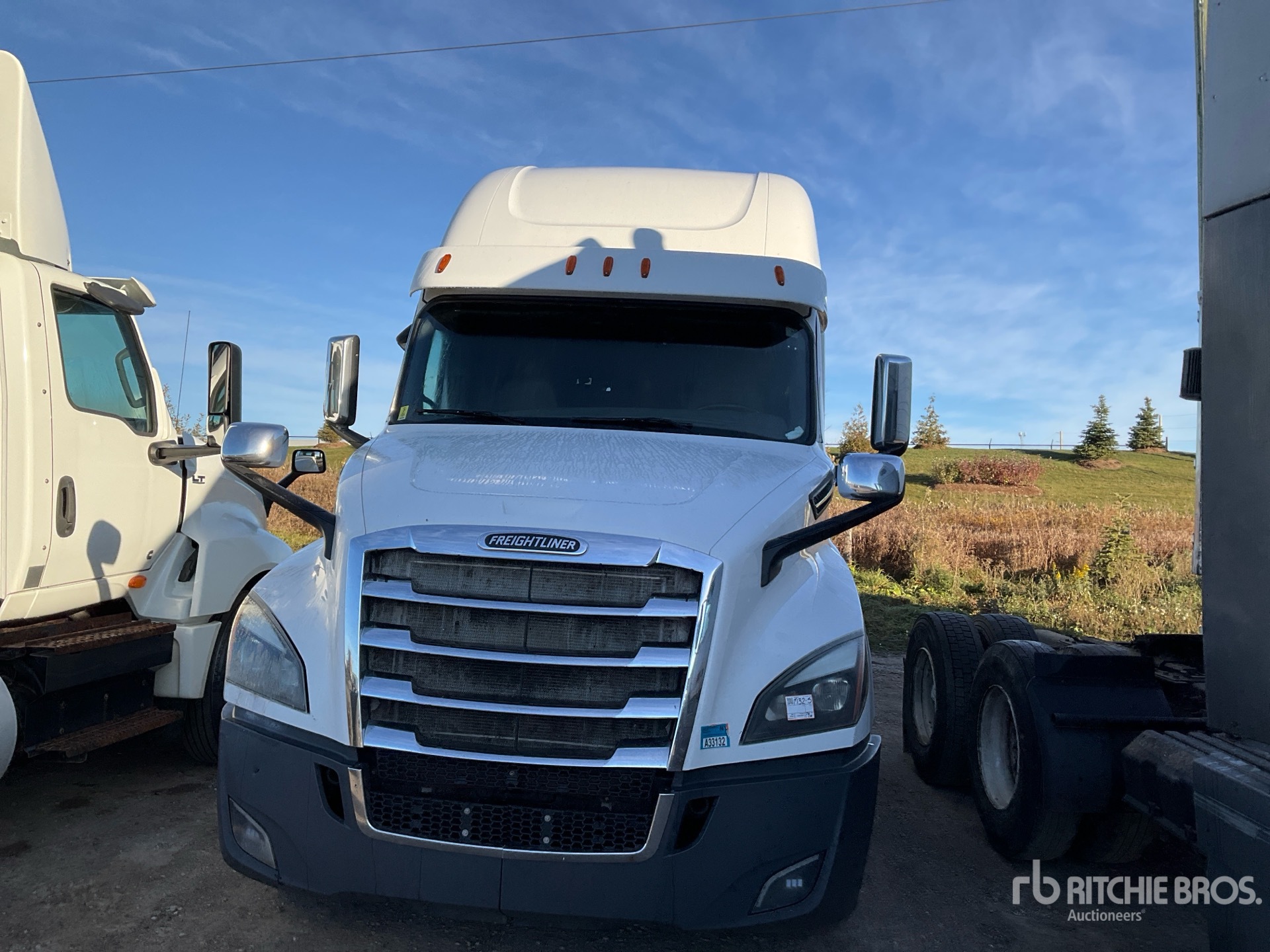 2019 Freightliner CASCADIA 126