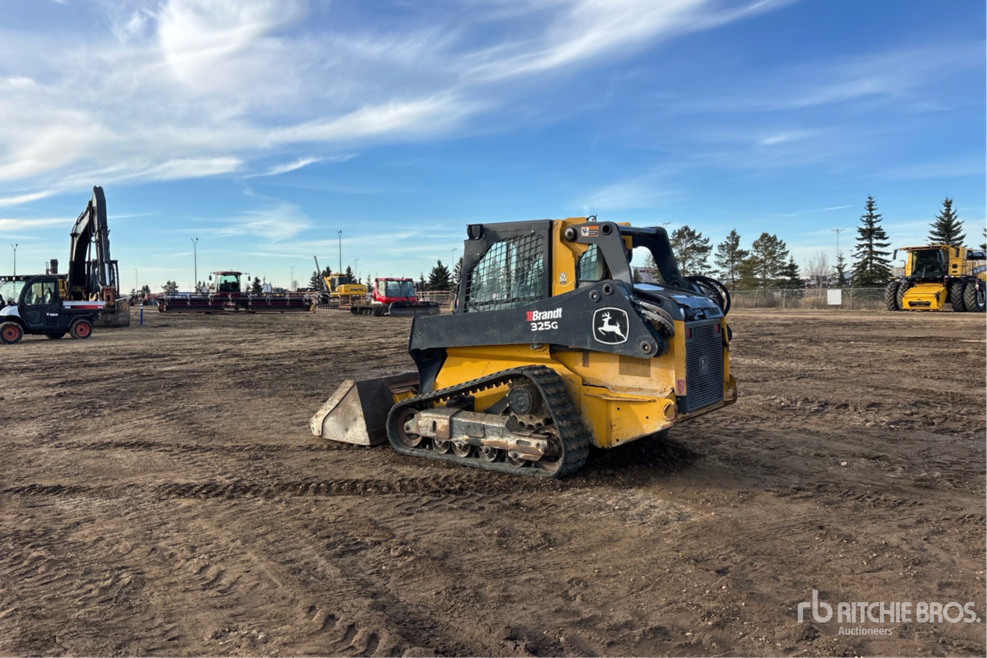2020 John Deere 325G