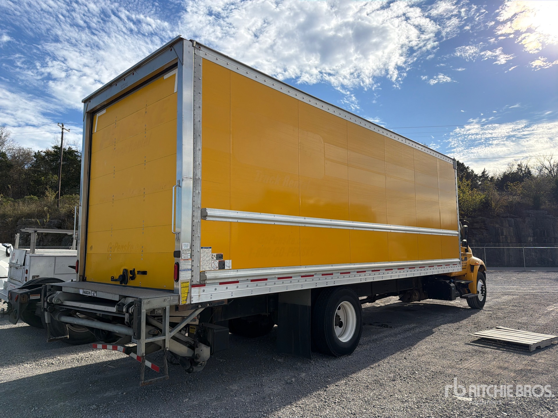 2019 International 4300