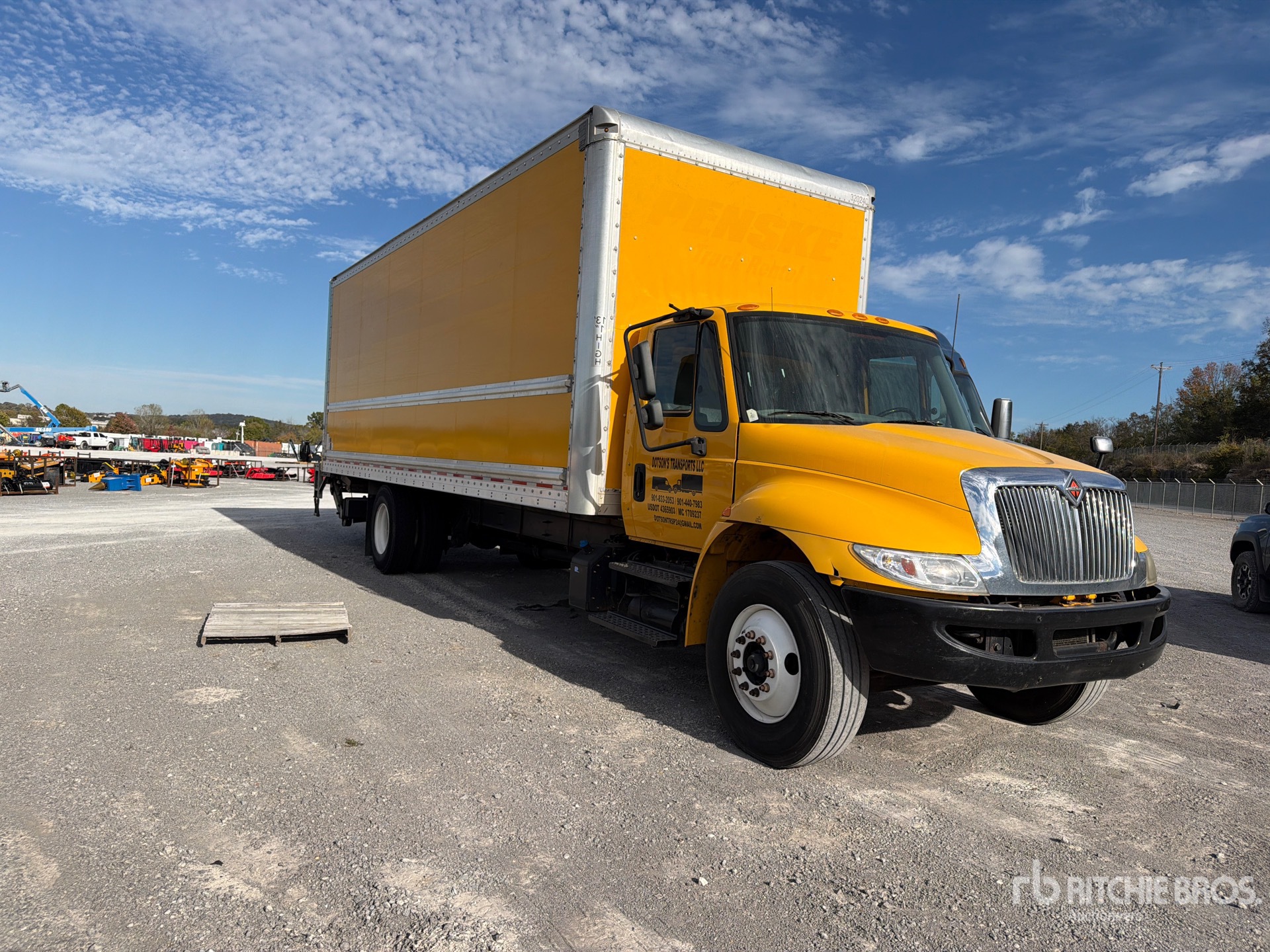 2019 International 4300