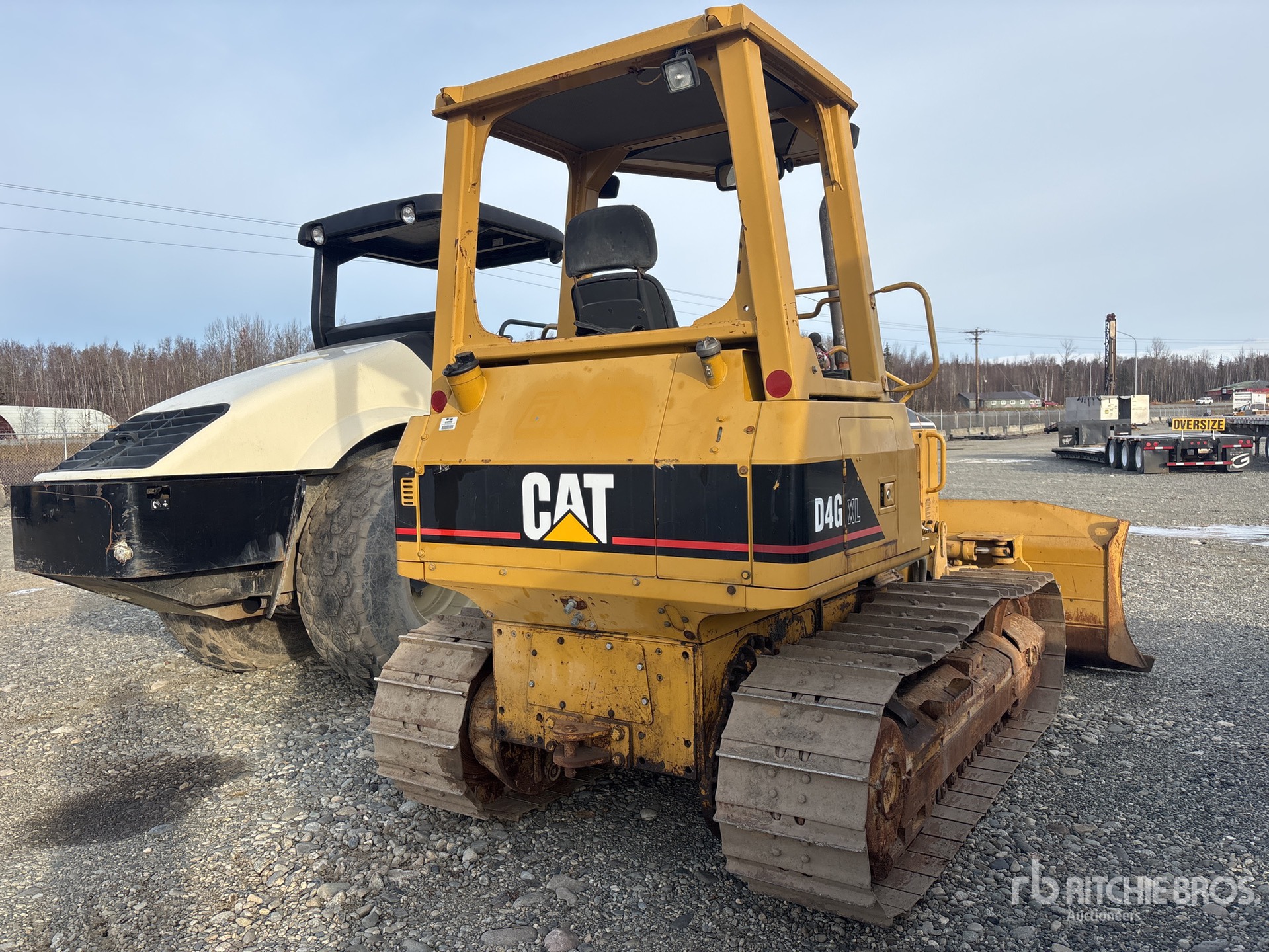 2005 Caterpillar D4G XL