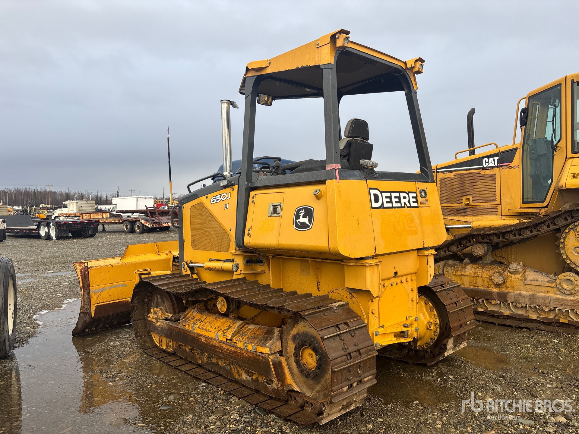 2006 John Deere 650J LT