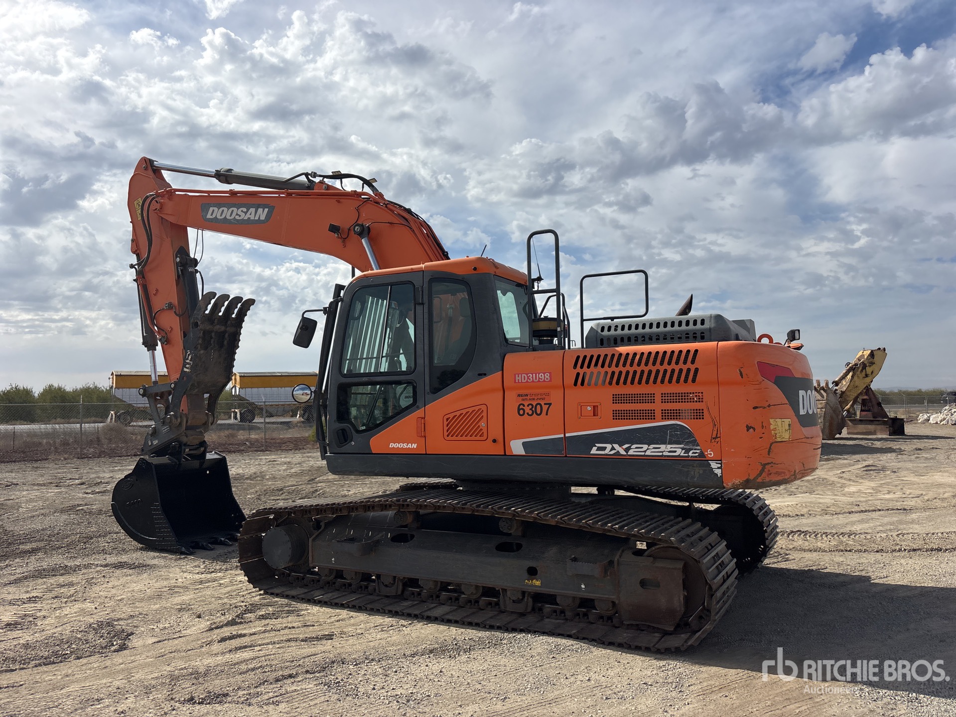 2017 Doosan DX225LC-5