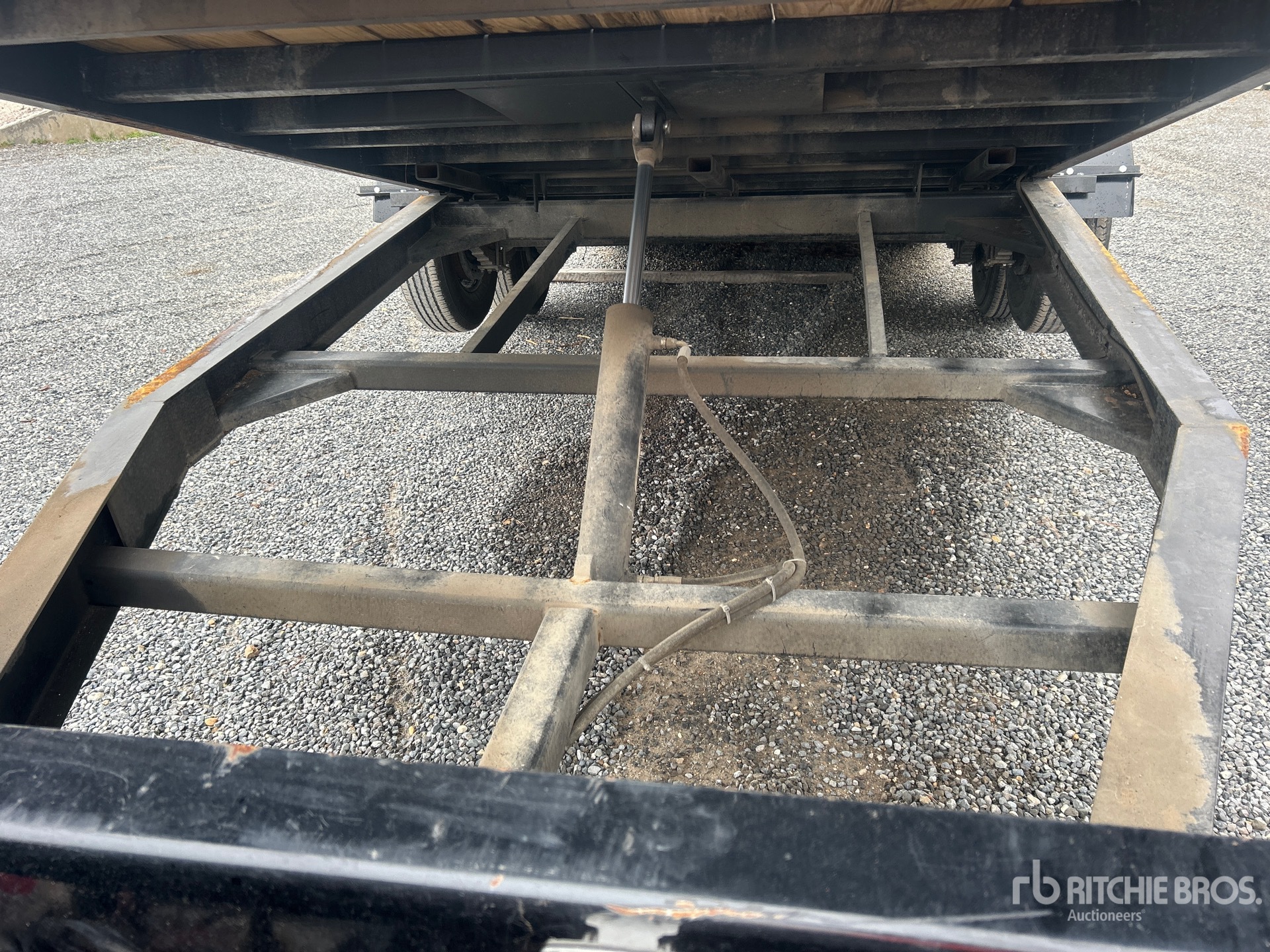 2025 Load Trail 22 ft T/A