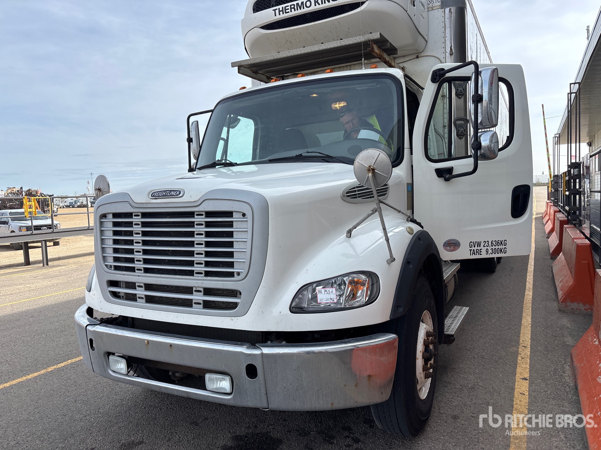 2020 Freightliner M2 112