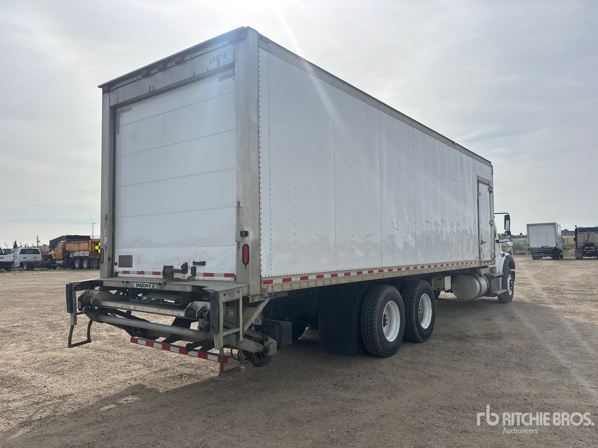 2020 Freightliner M2 112
