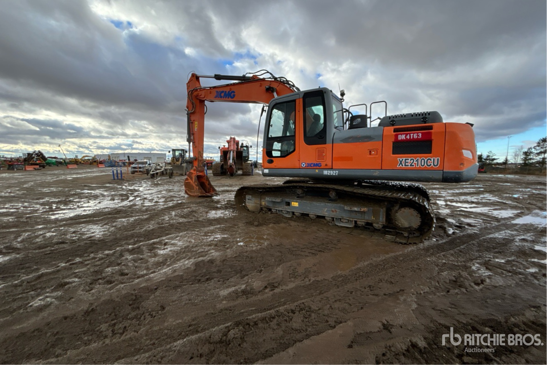 2016 XCMG XE210CU