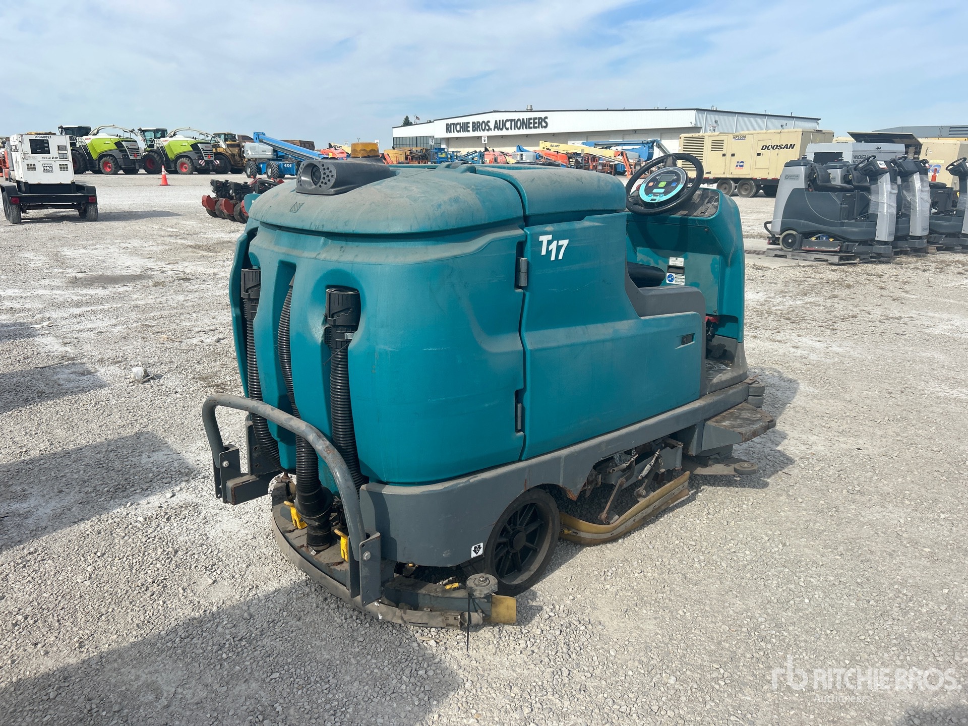 Tennant  T17