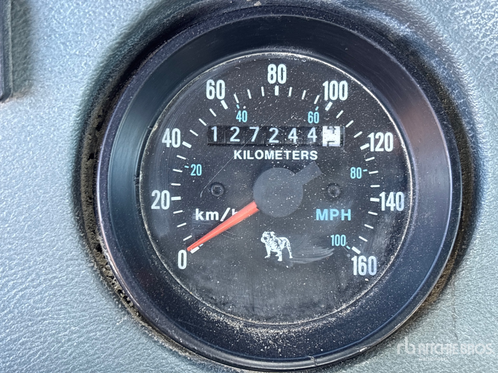 1992 Mack RB690S