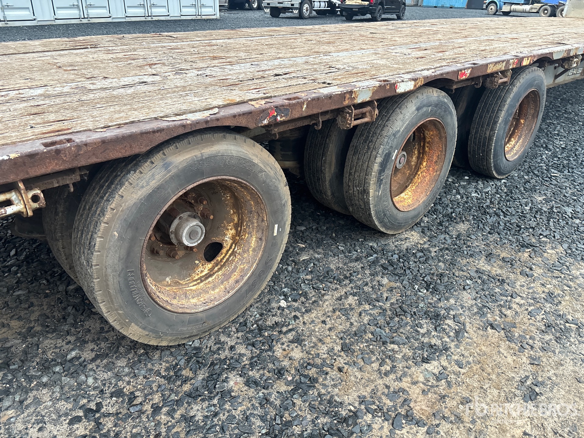 2005 Doepker 53 FT TRI/A