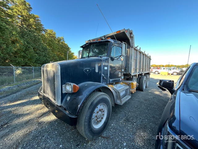 2000 Peterbilt 357 Tri/A Dump Truck