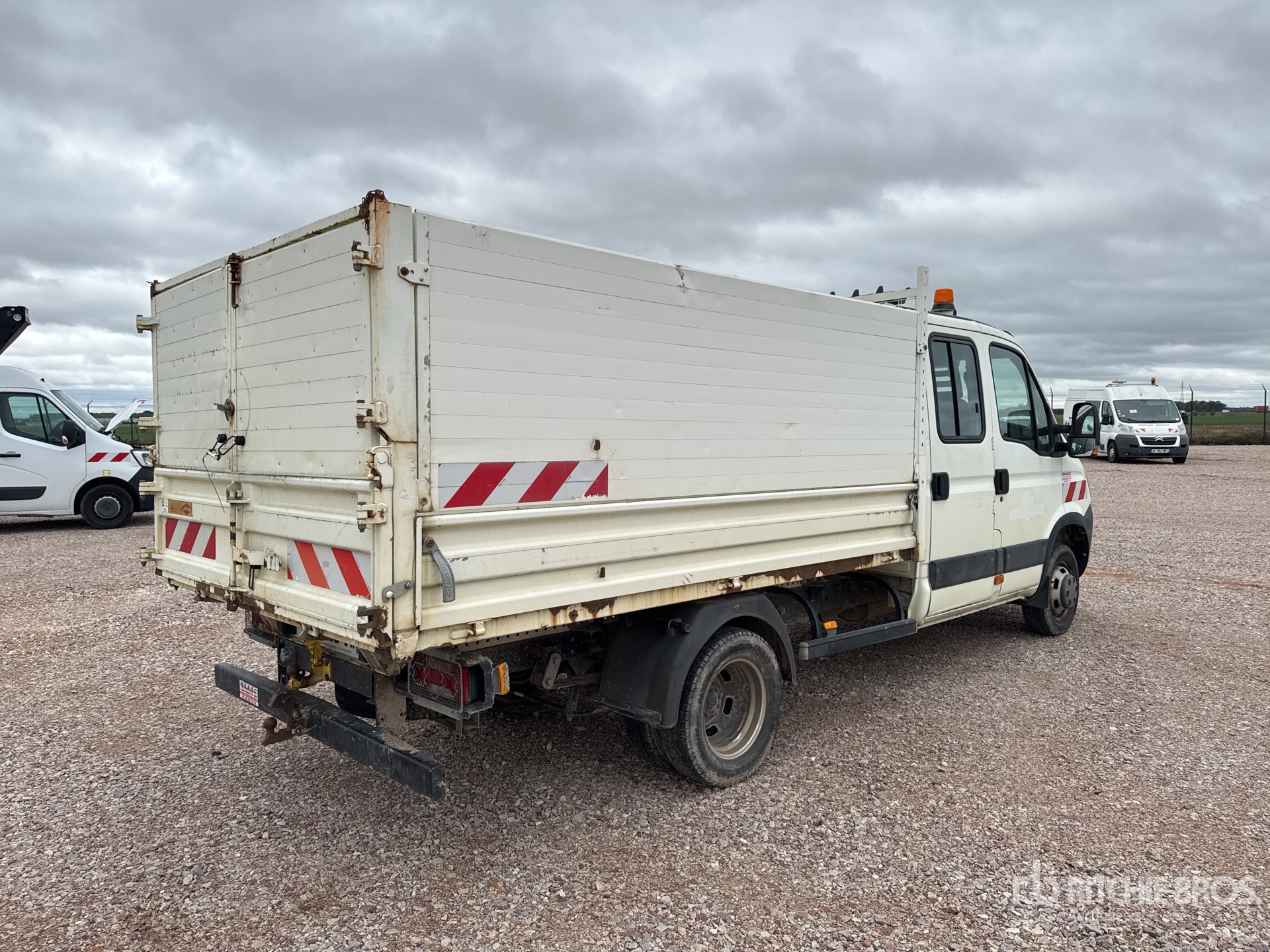 2011 Iveco 35C11