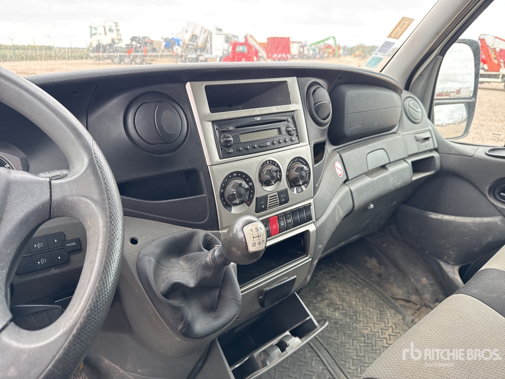 2011 Iveco 35C11