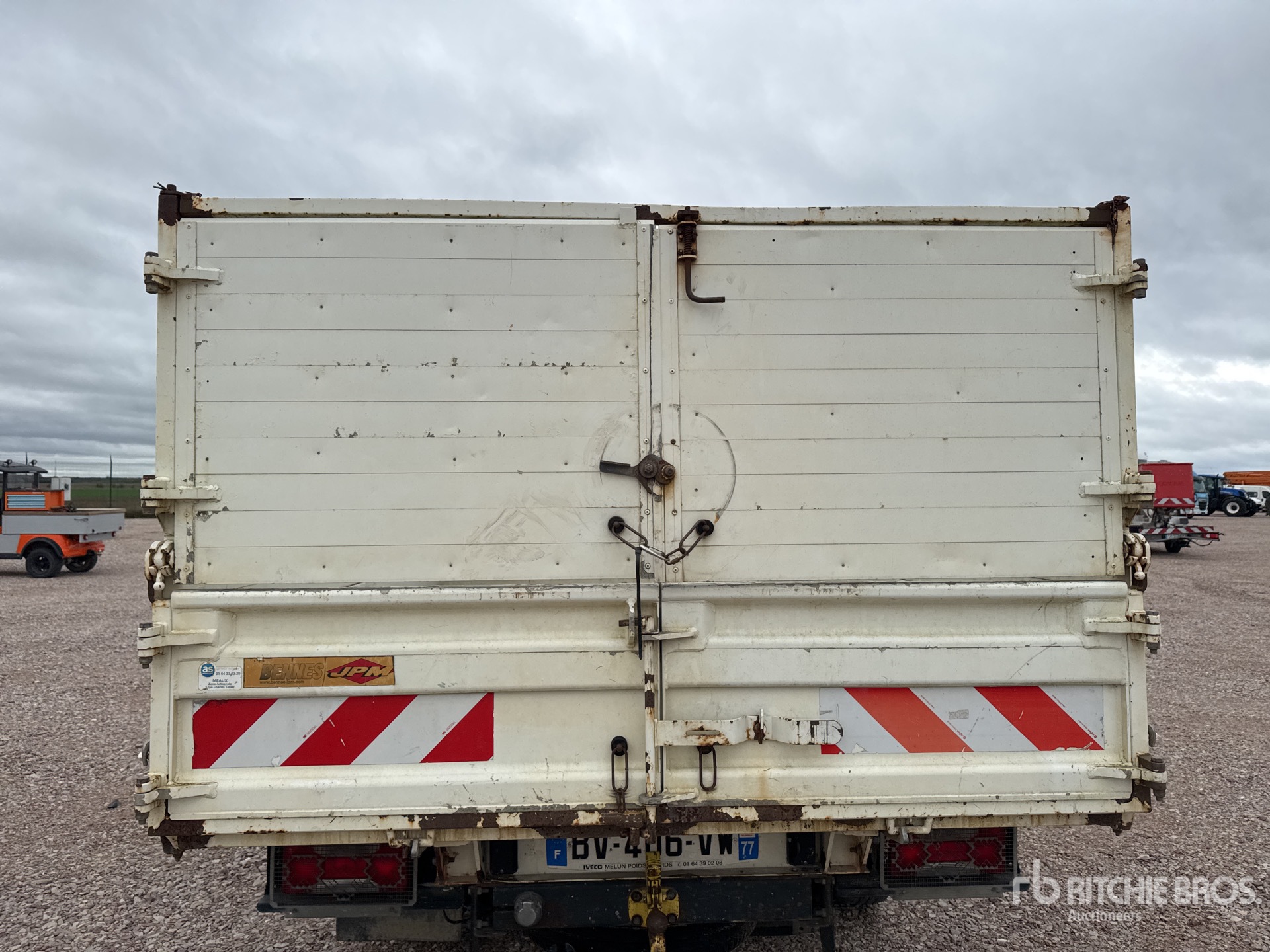 2011 Iveco 35C11
