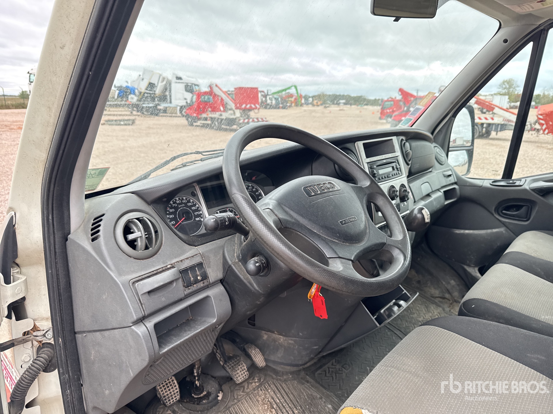 2011 Iveco 35C11