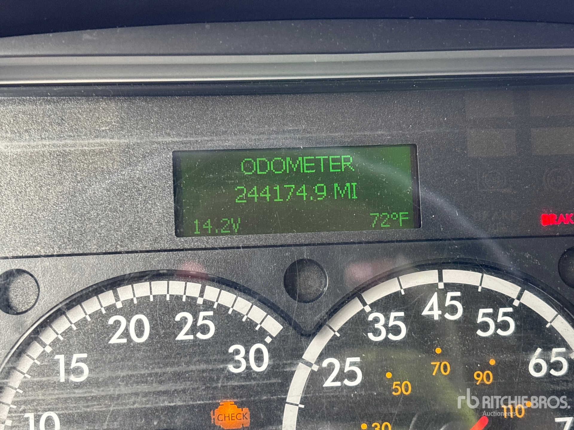 2021 Freightliner M2 106