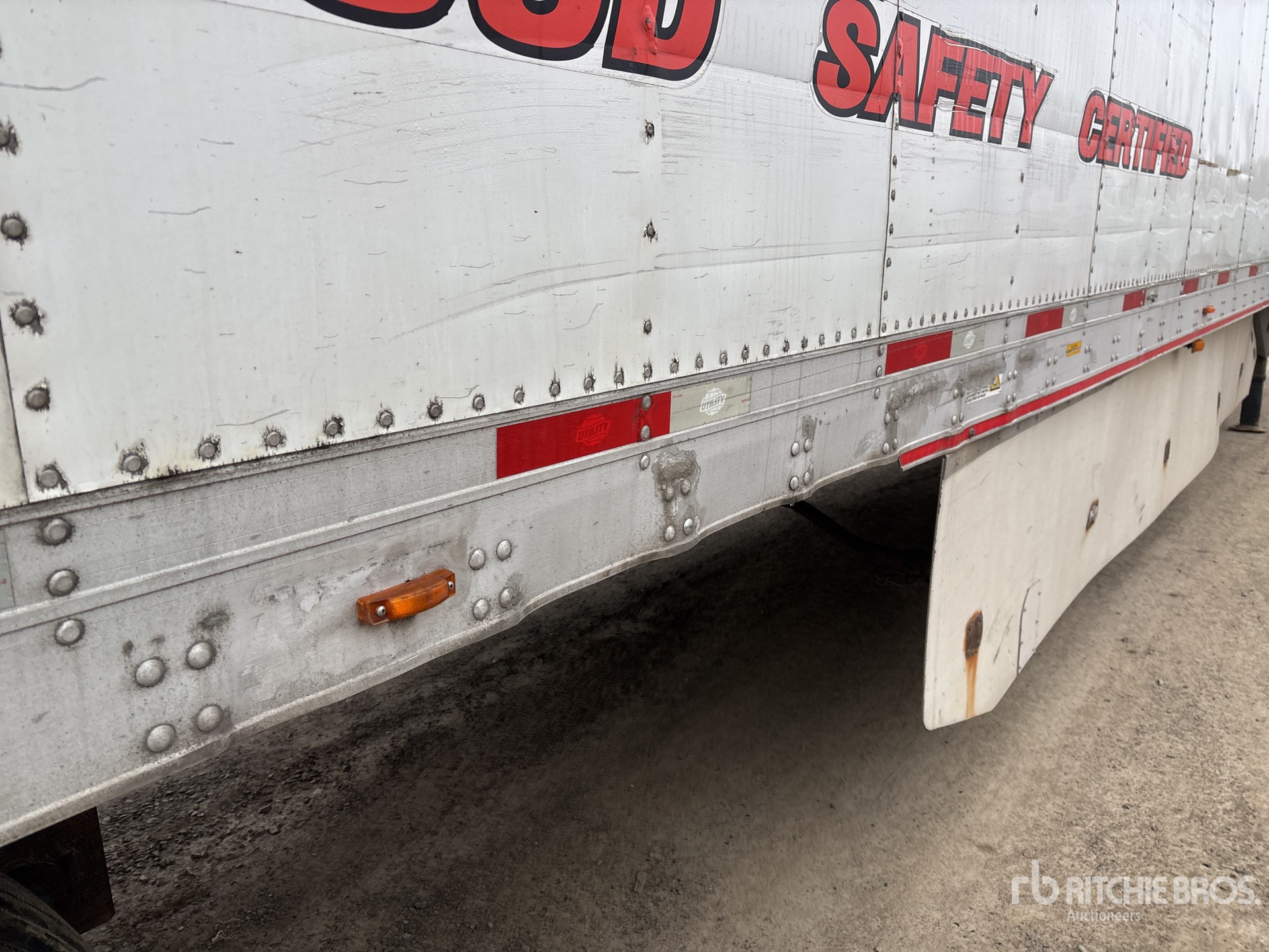 2014 Utility 3000R