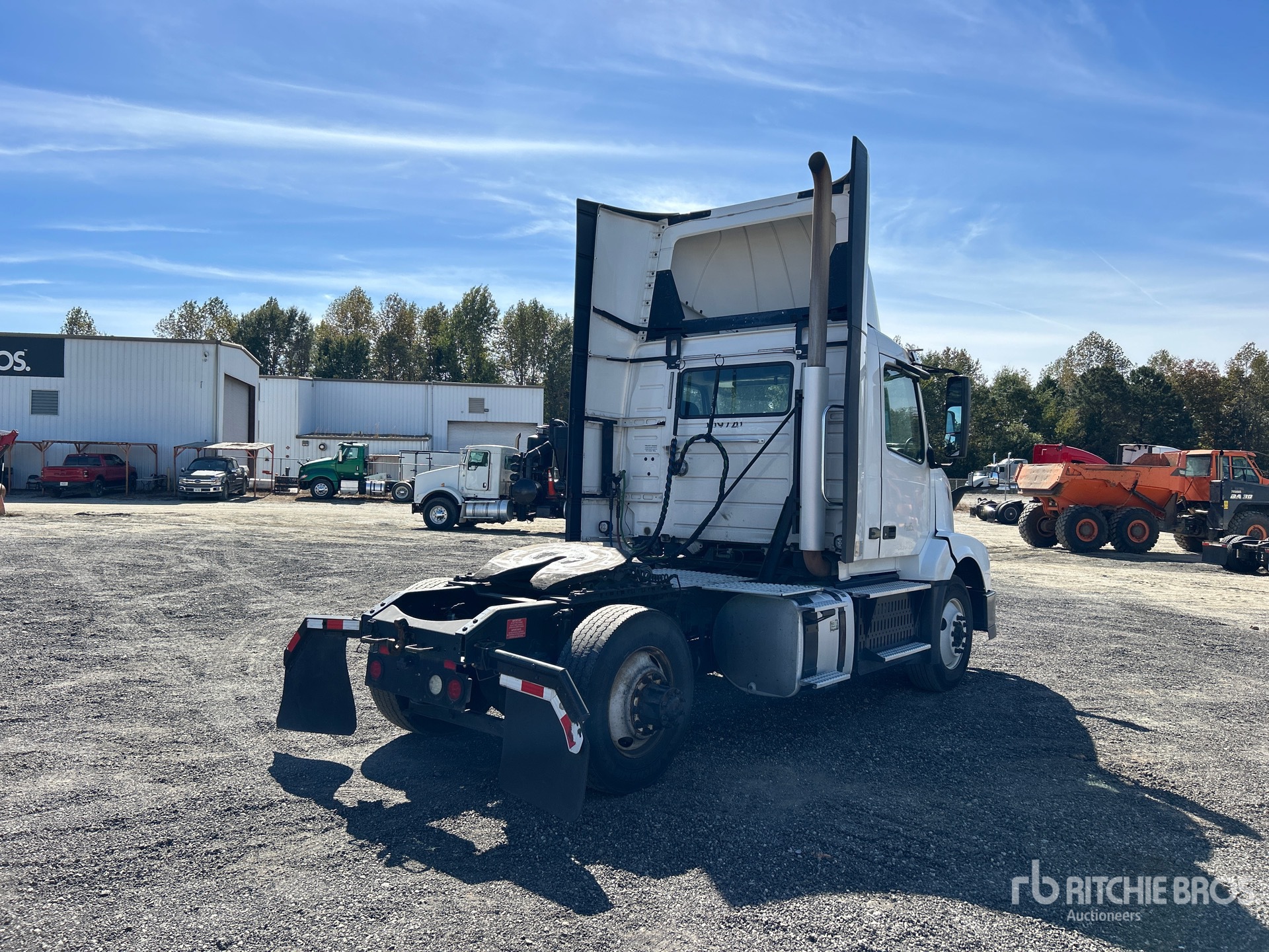 2017 Volvo VNL42T