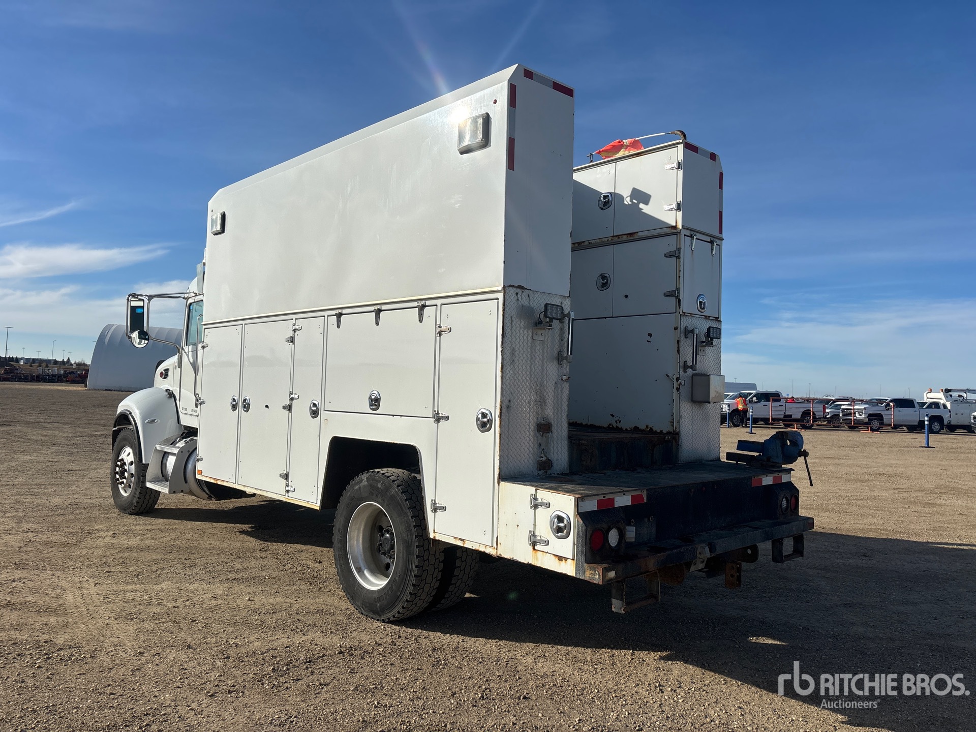 2014 Peterbilt 337