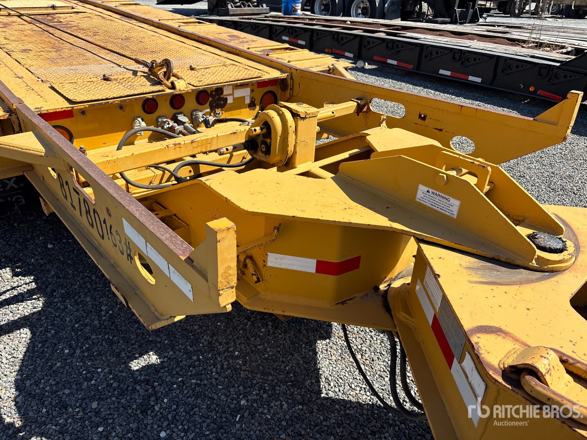 2009 Terex Load King 453/4DFPRCA