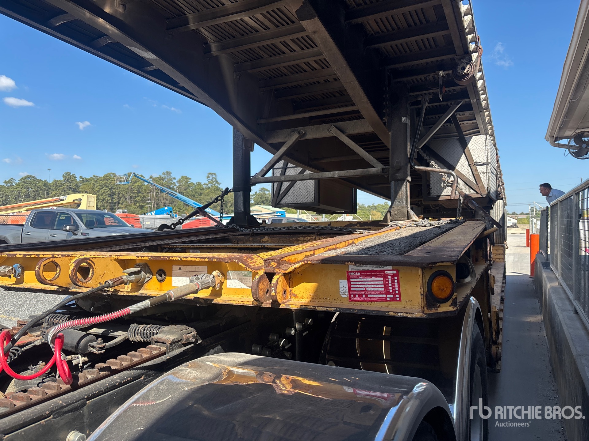 2009 Terex Load King 453/4DFPRCA