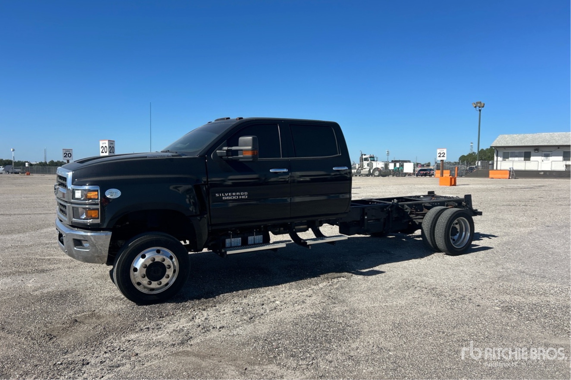 2023 Chevrolet SILVERADO 5500H