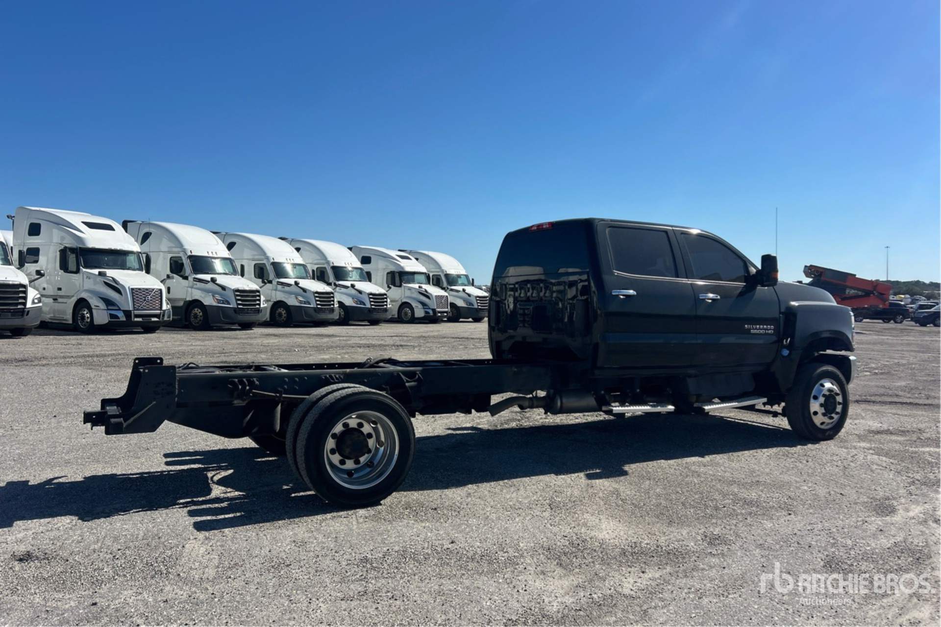 2023 Chevrolet SILVERADO 5500H