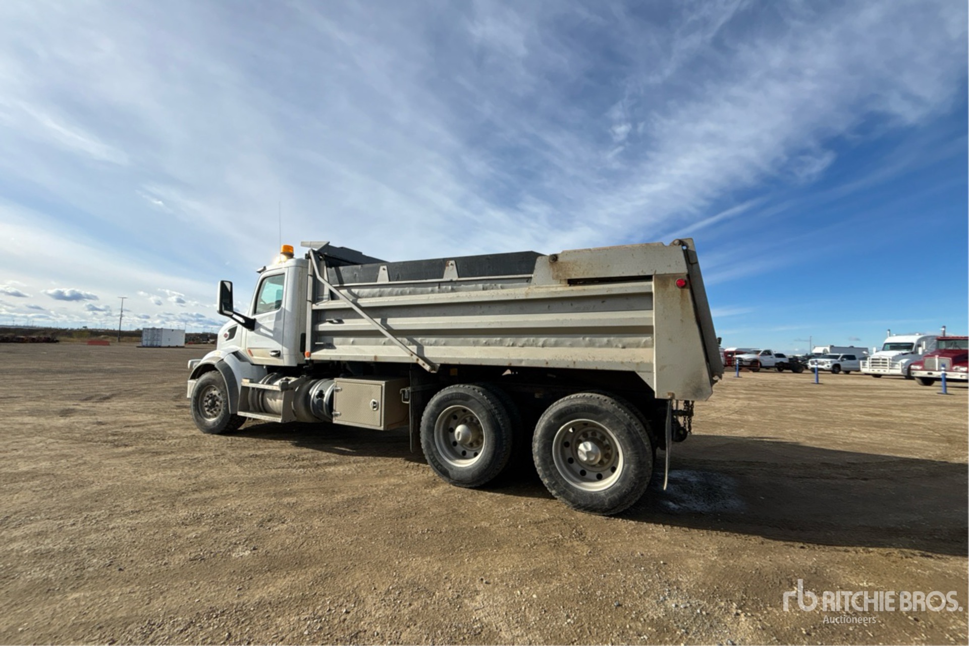 2017 Peterbilt 567