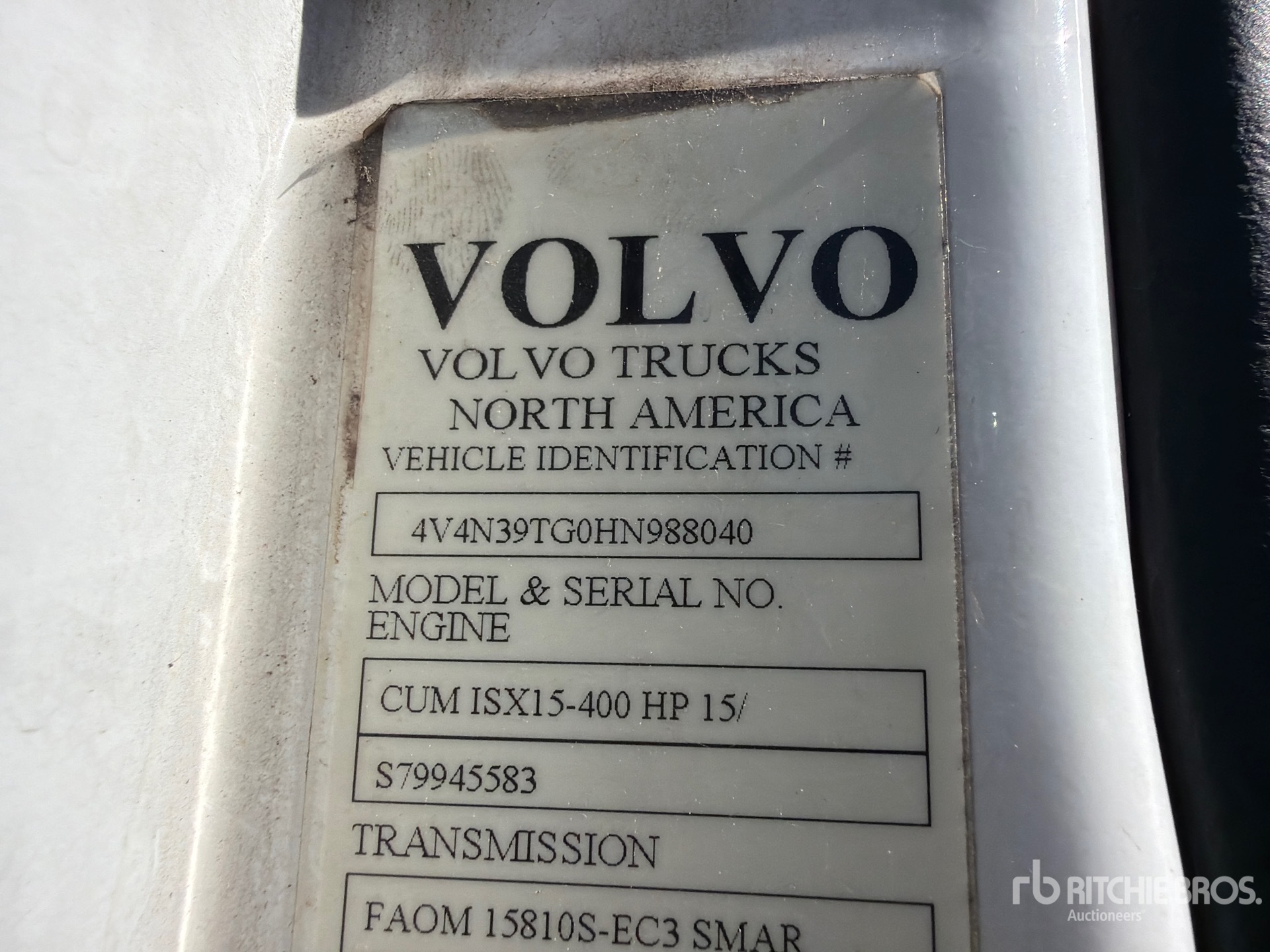 2017 Volvo VNL42T