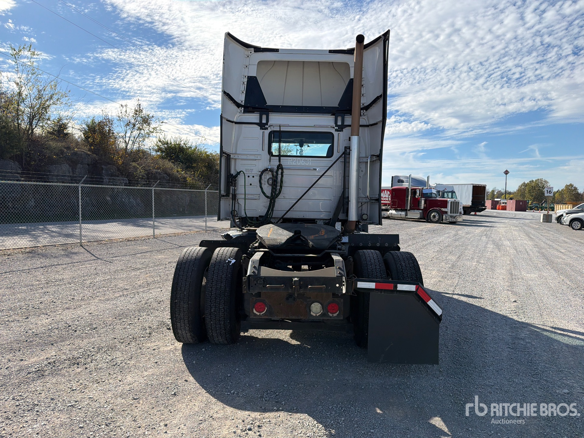 2018 Volvo VNL42T