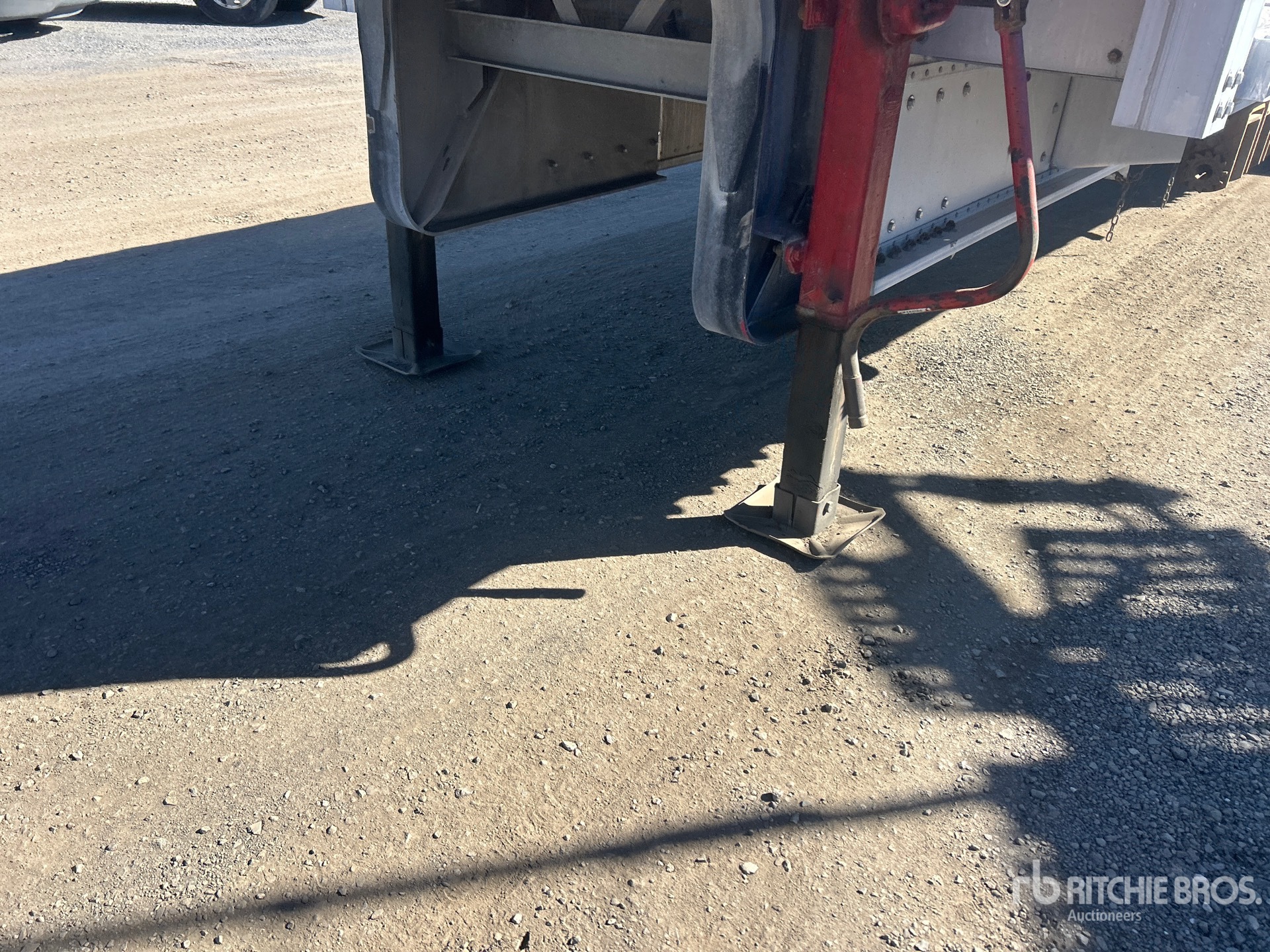 2014 Manac 13348B409
