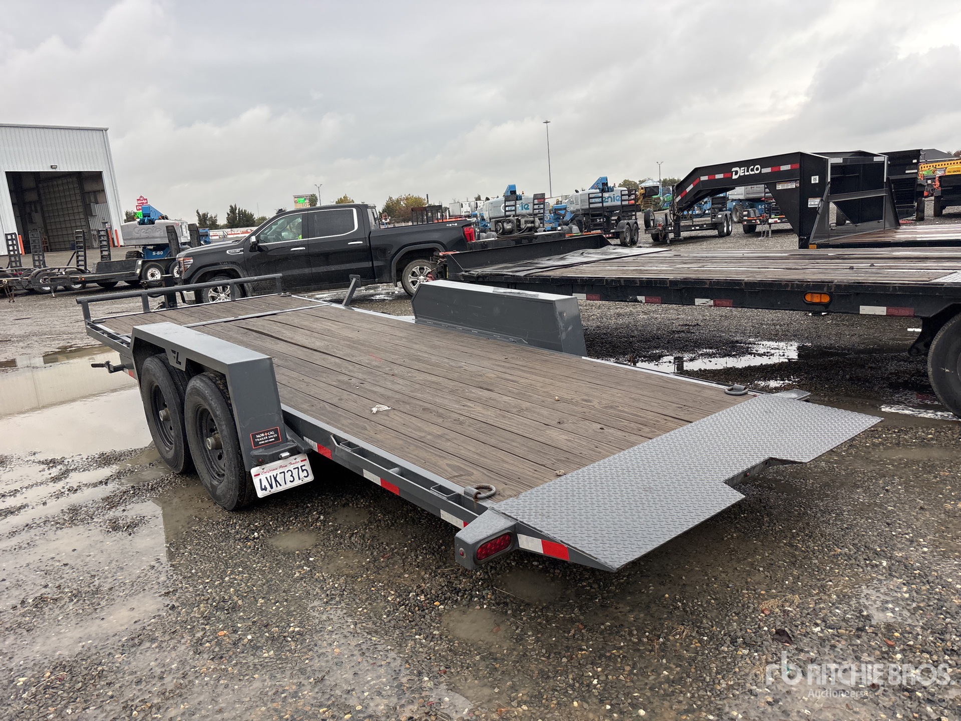 2023 Lamar 21 ft T/A