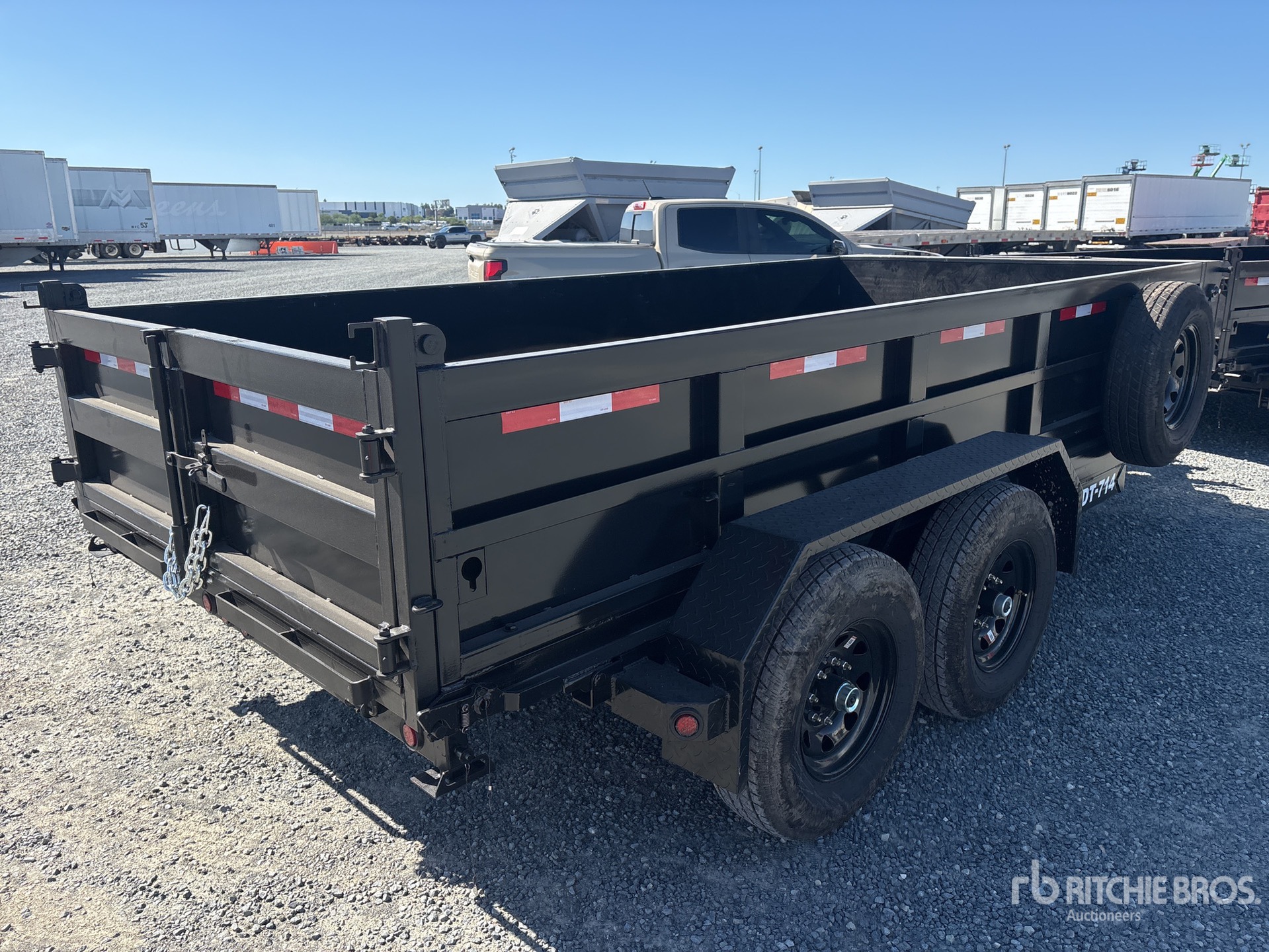2027 DENTON 14 FT T/A