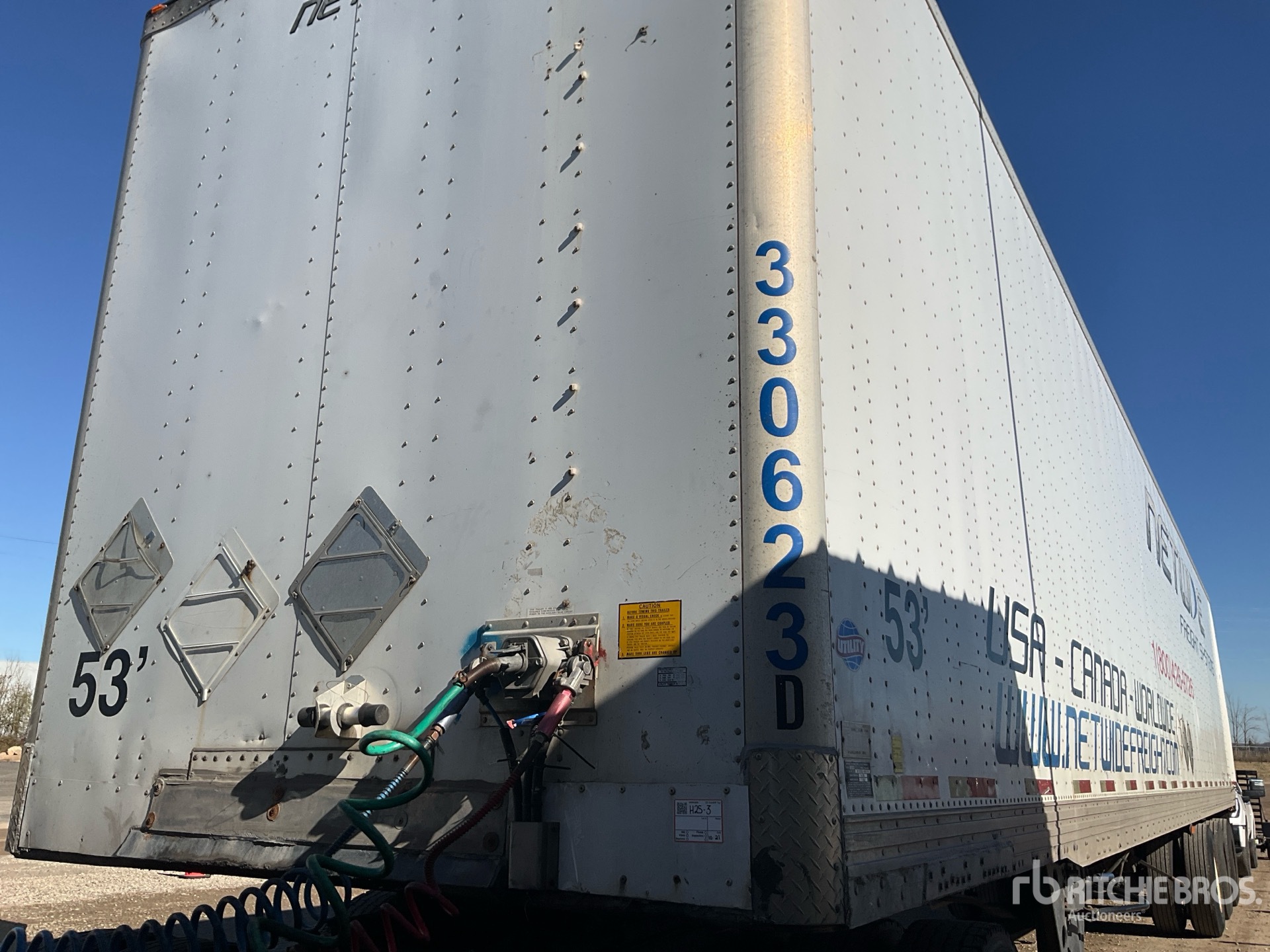2006 Utility 53 FT X 102 IN TRI/A