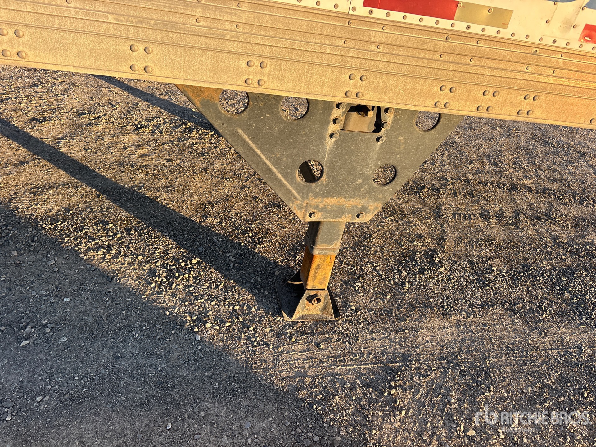 2006 Utility 53 FT X 102 IN TRI/A