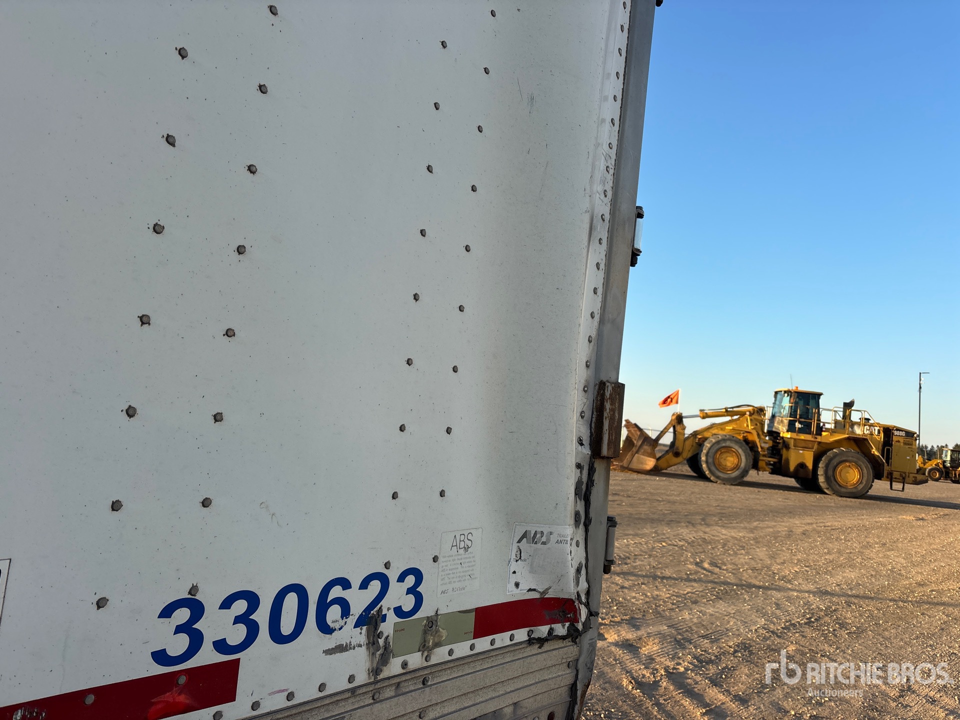 2006 Utility 53 FT X 102 IN TRI/A