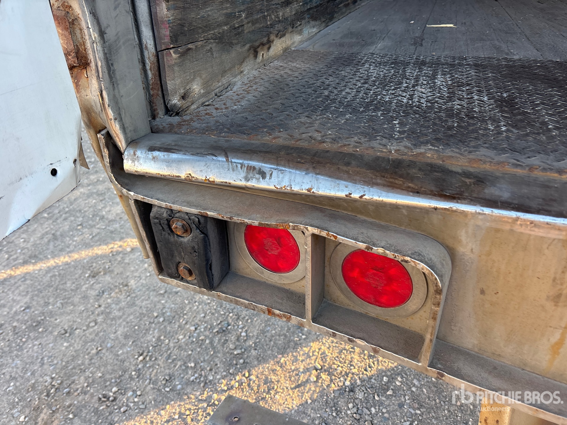 2006 Utility 53 FT X 102 IN TRI/A
