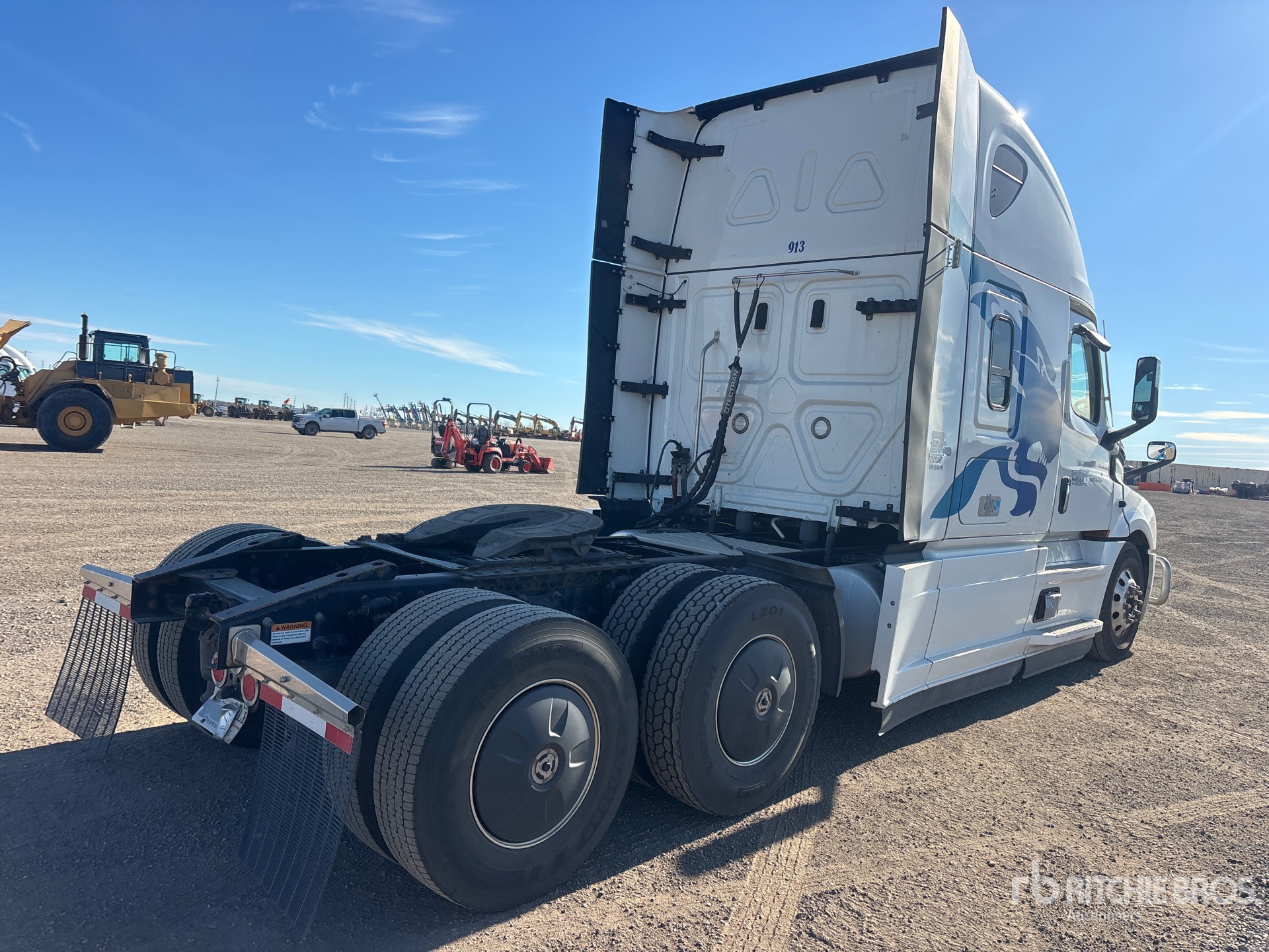 2024 Freightliner CASCADIA 126