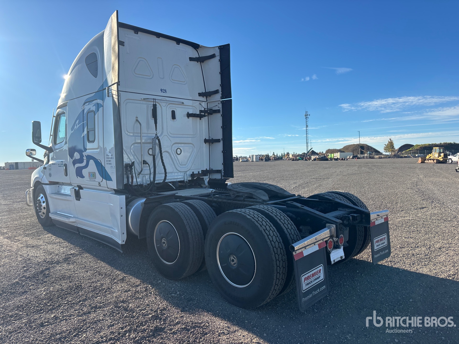 2024 Freightliner CASCADIA 126