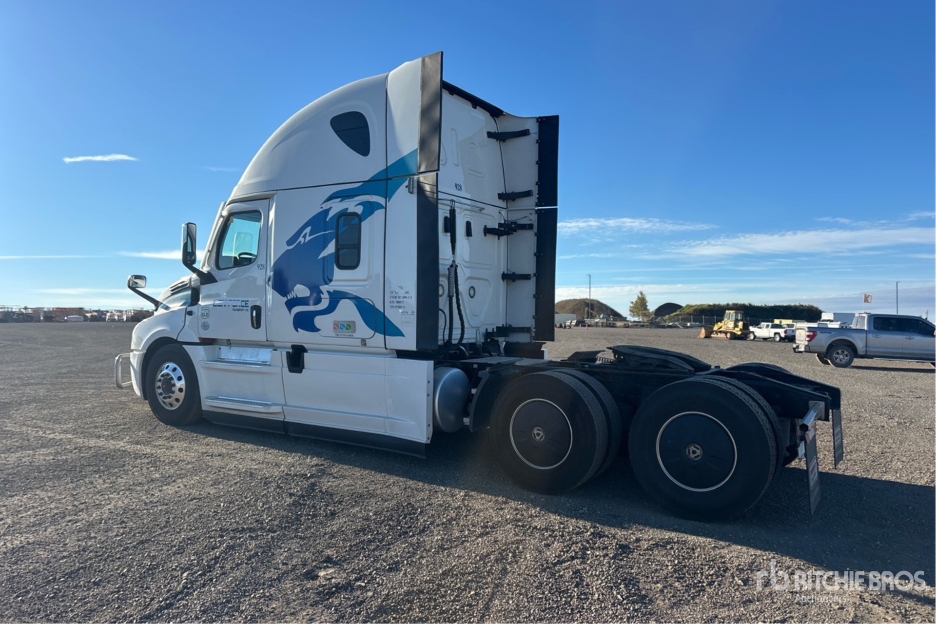 2024 Freightliner CASCADIA 126