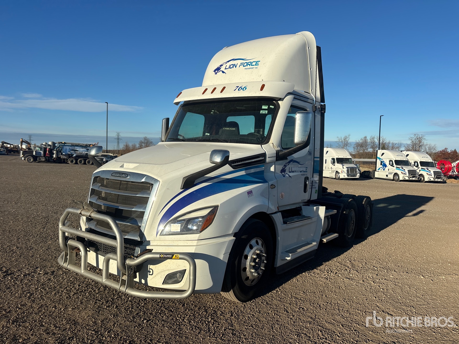 2023 Freightliner CASCADIA 126