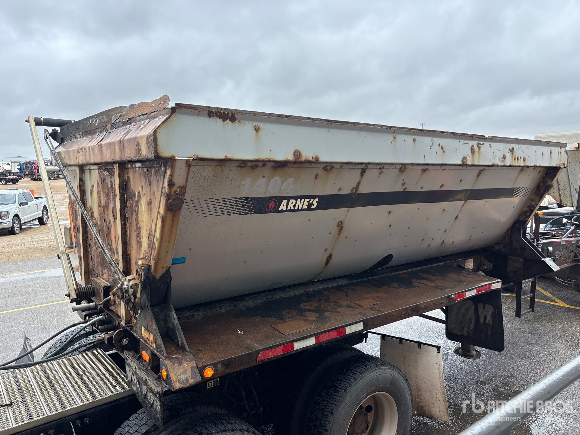 2014 Arnes 15 FT SUPER B-TRAIN LEAD