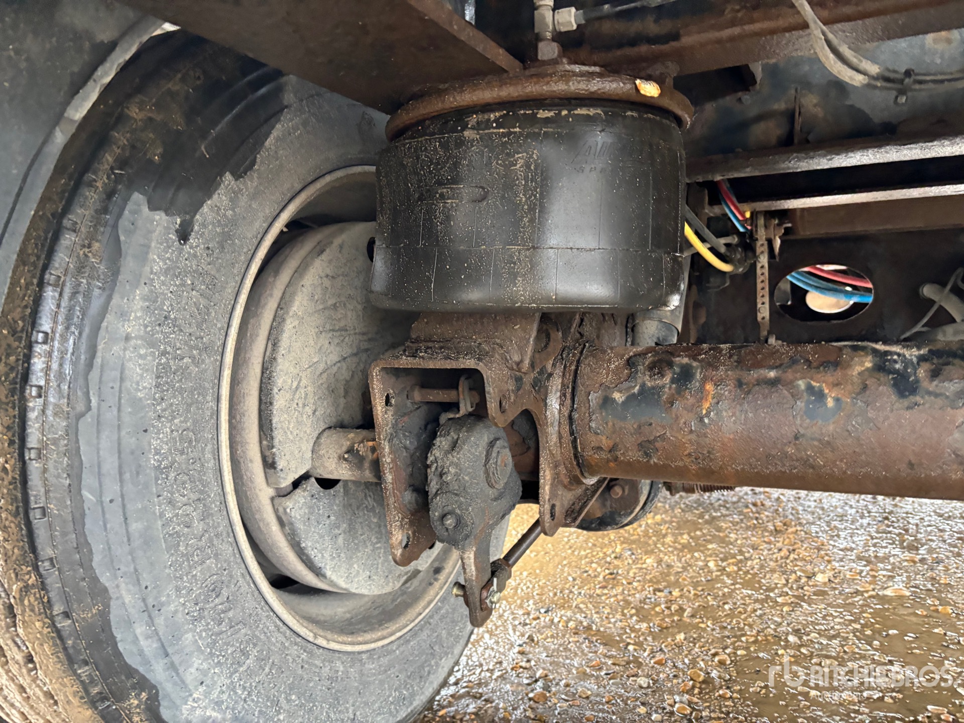2014 Arnes 15 FT SUPER B-TRAIN LEAD