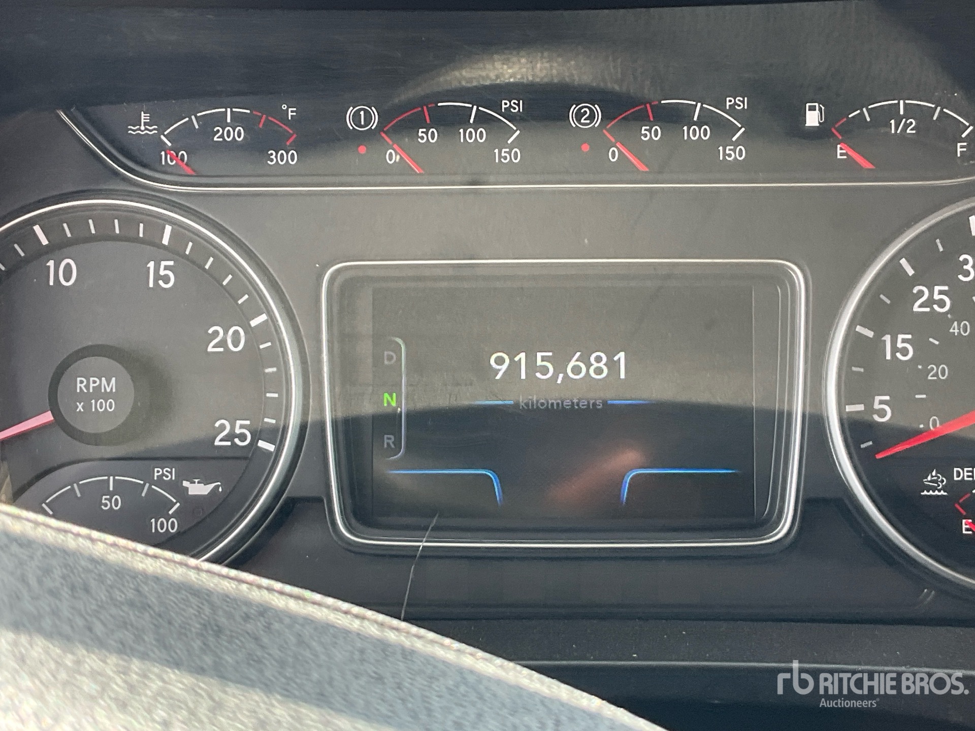 2019 International LT625