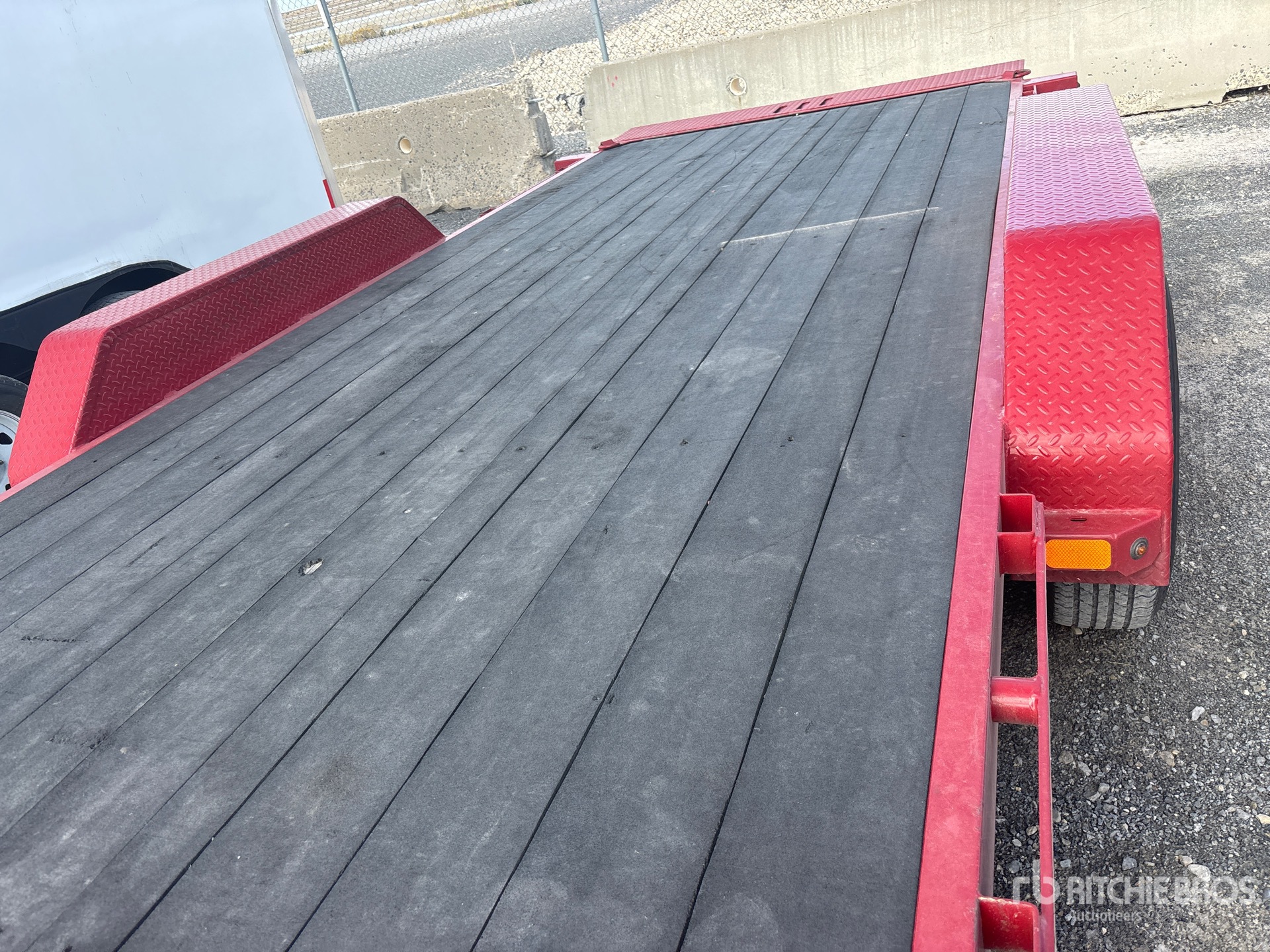 2025 Load Trail 7000 LB 21 FT T/A